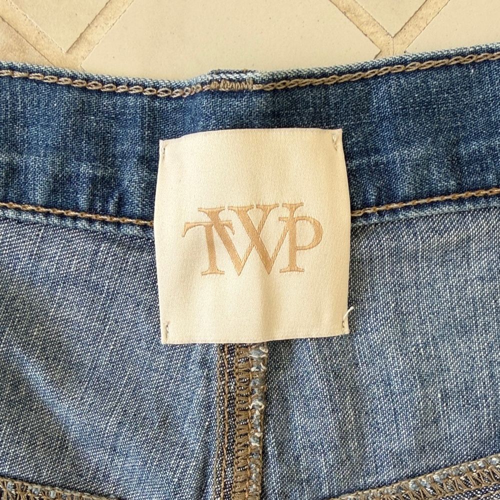 TWP Jetties Mid-Rise Barrel-Leg lightweight denim in Vintage Wash 29 - Picture 5 of 7